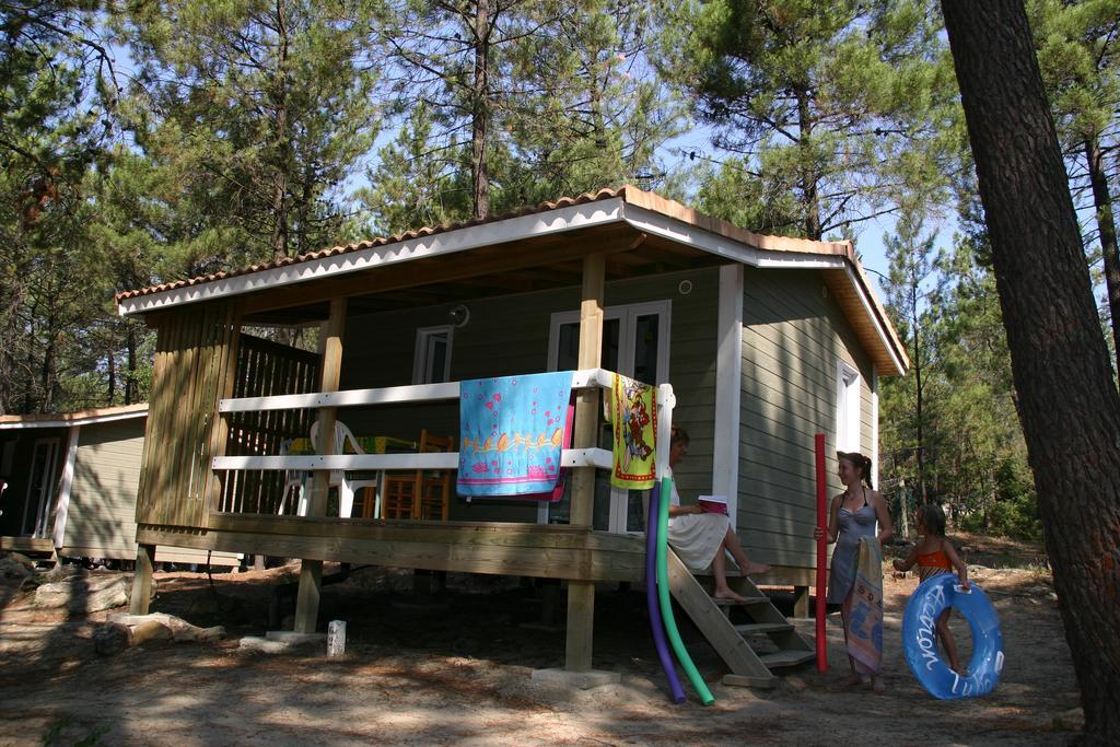 Camping La Simioune En Provence Bollène المظهر الخارجي الصورة
