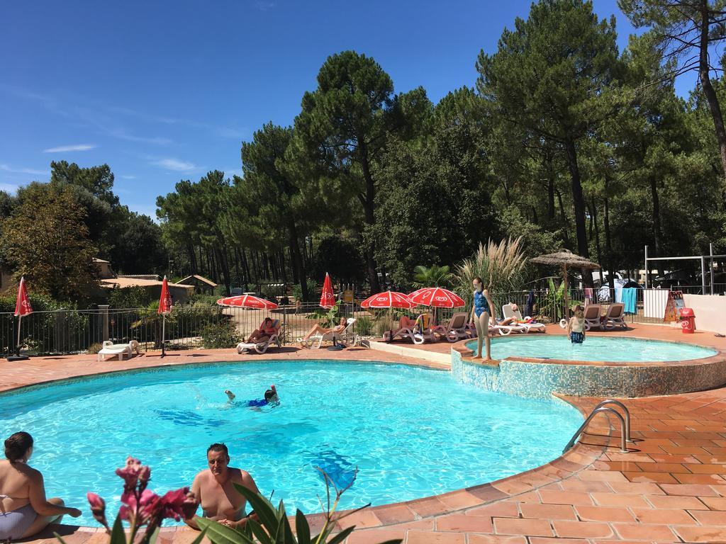 Camping La Simioune En Provence Bollène المظهر الخارجي الصورة